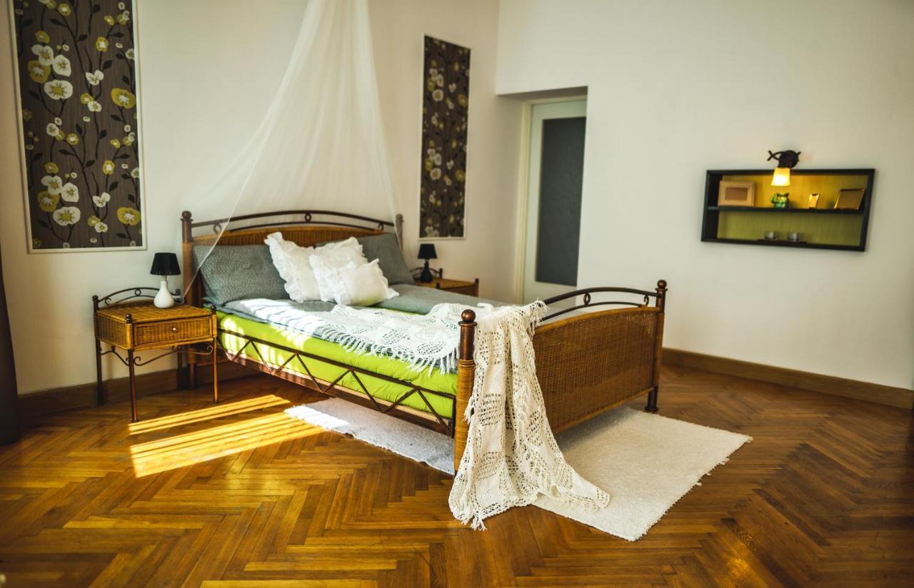 Pinehouse Panoramic Apartment Brasov Exterior photo